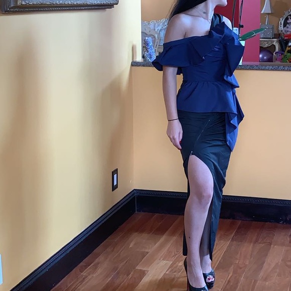 SELF PORTRAIT ASYMMETRICAL BLACK/NAVY DRESS! - Picture 2 of 5